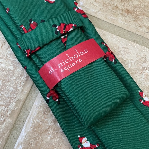 St. Nicholas Square Santa Christmas Holiday Party Tie - Picture 8 of 16